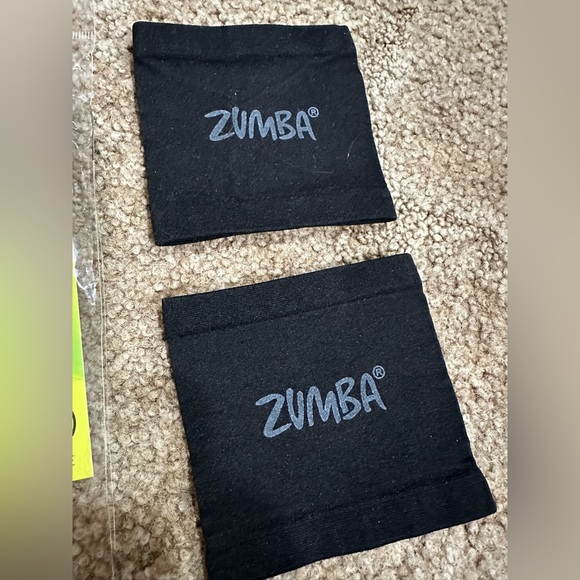 ZUMBA Sold Control Wraps - Picture 3 of 4